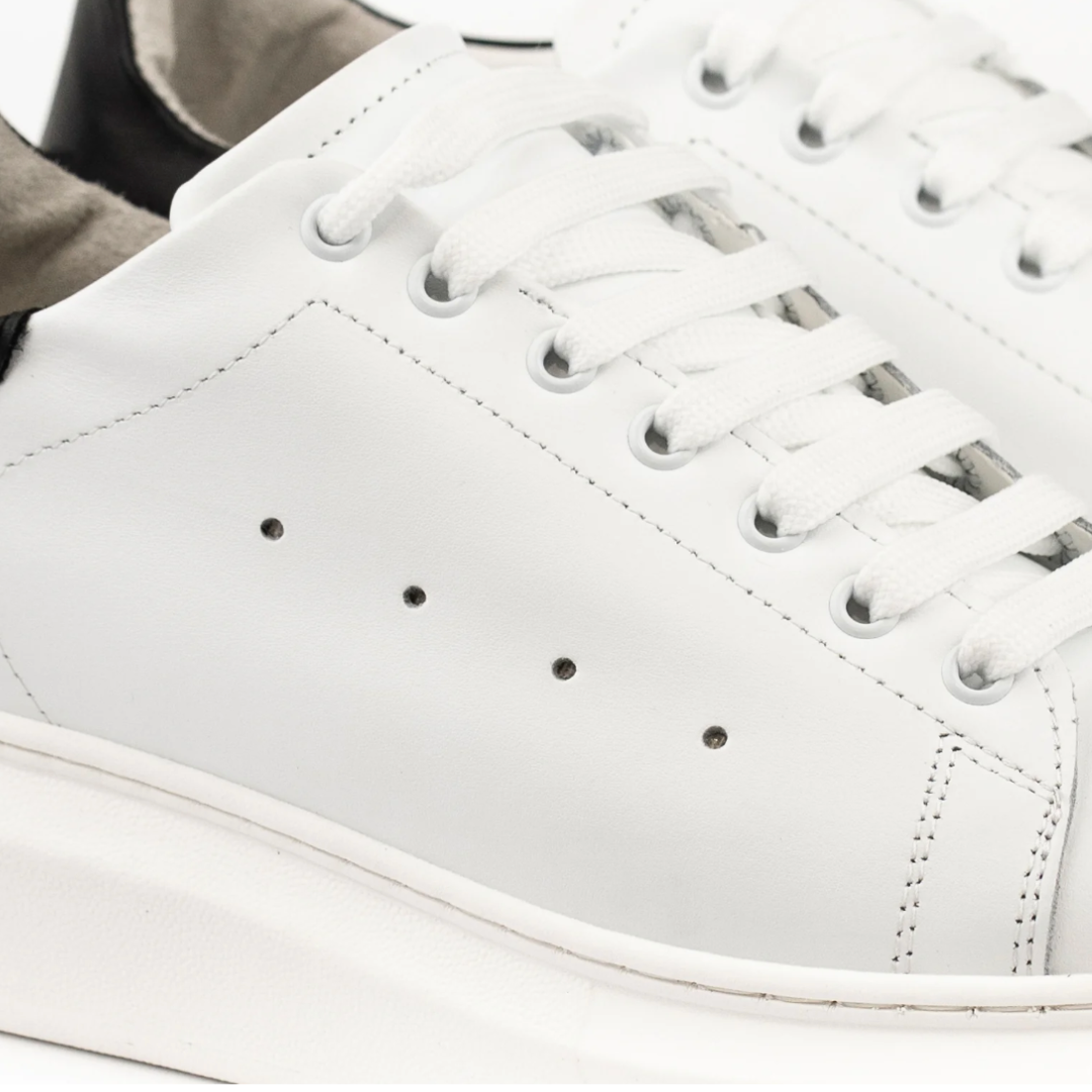 Sneakers in Pelle Liscia